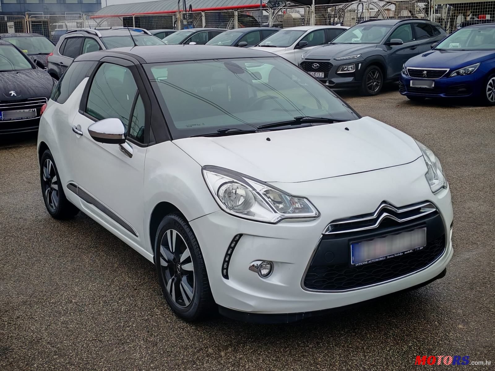 2013' Citroen DS3 1,2 Vti photo #1