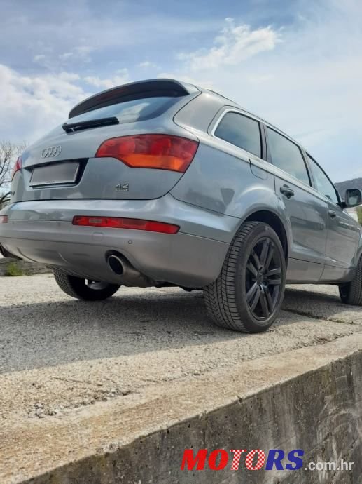 2006' Audi Q7 4,2 V8 Fsi photo #3