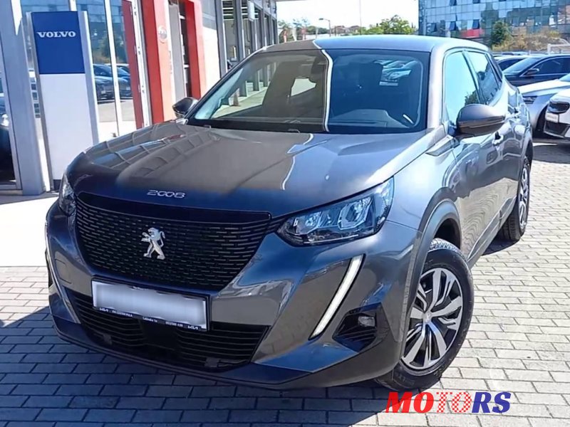 2020' Peugeot 2008 photo #3