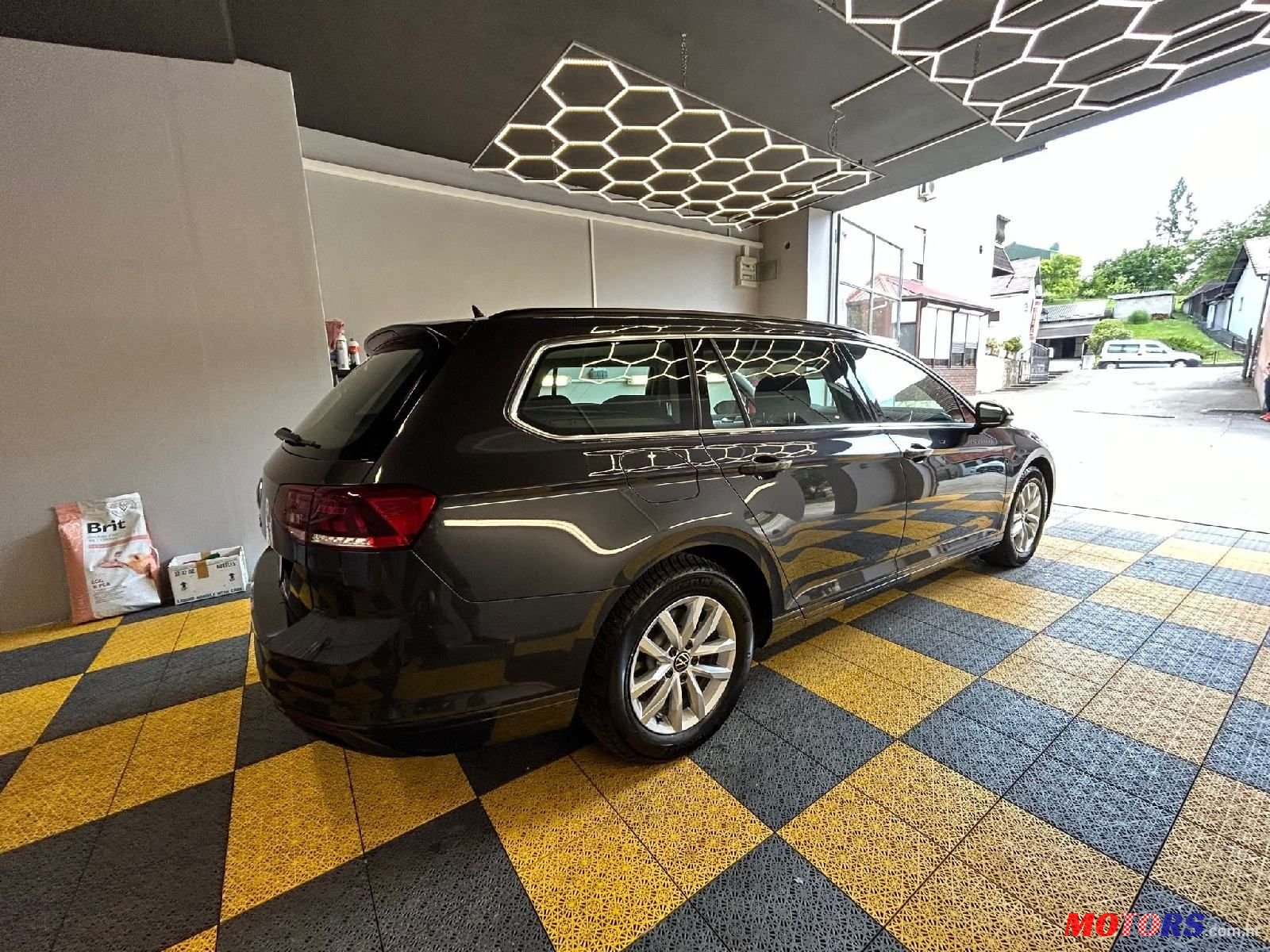 2021' Volkswagen Passat Variant photo #4