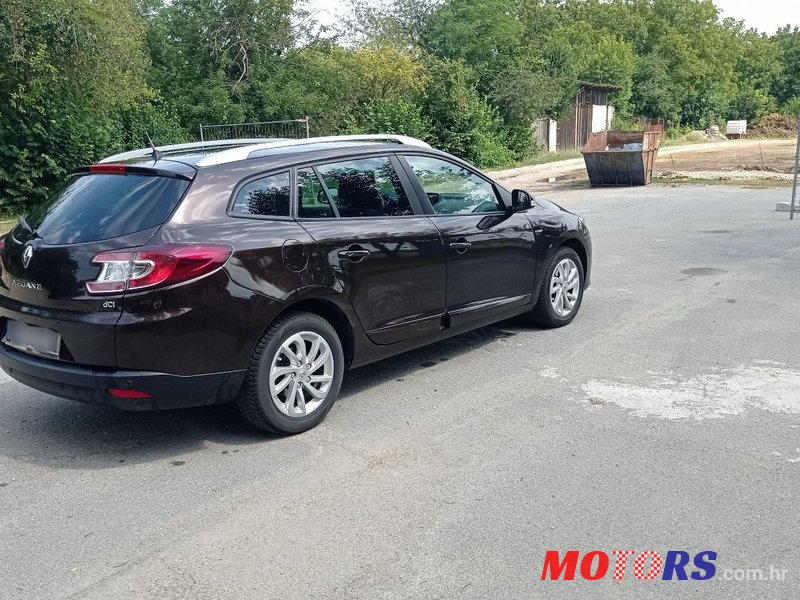 2015' Renault Megane Grandtour Dci photo #3