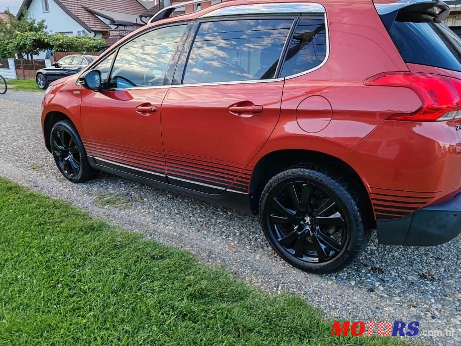 2015' Peugeot 2008 1,2 photo #6