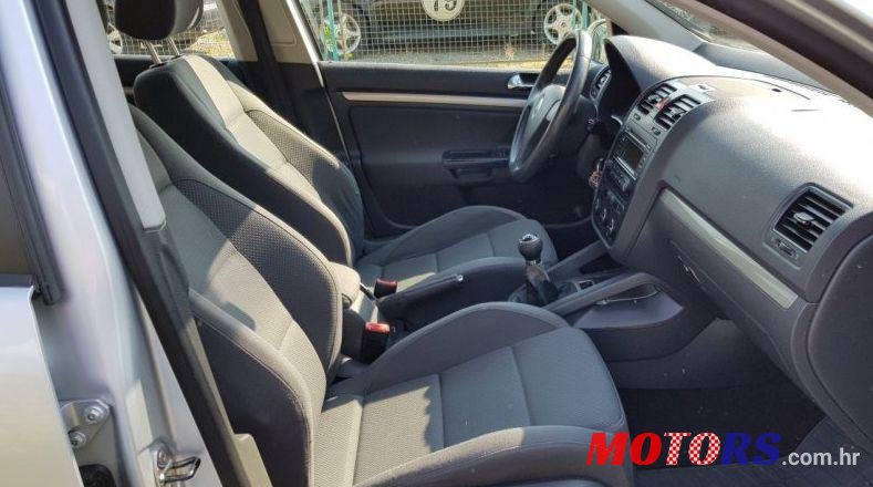 2004' Volkswagen Golf V 2,0 Tdi photo #1