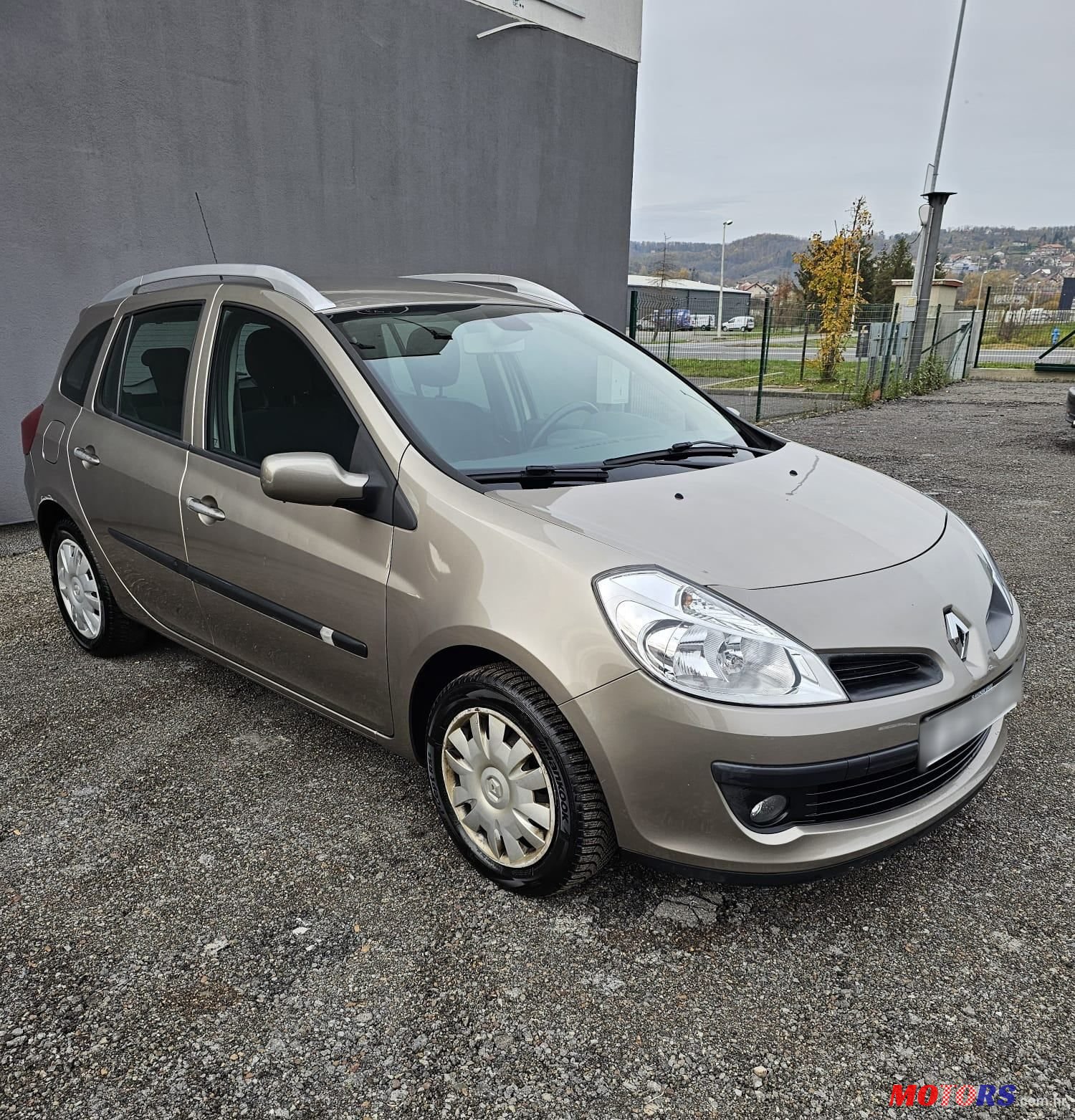 2009' Renault Clio 1,2 16V photo #3