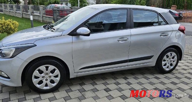 2016' Hyundai i20 1,2 5 photo #4