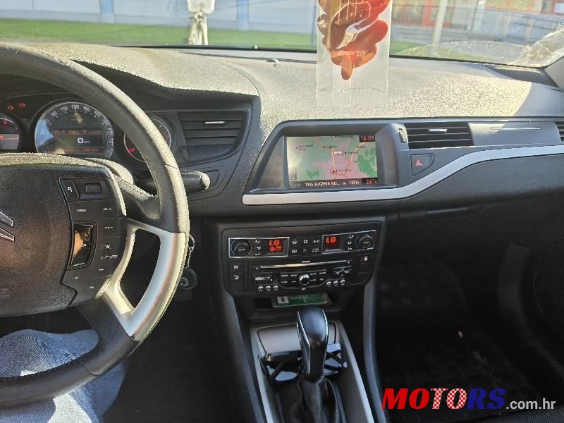 2011' Citroen C5 2,0 Hdi photo #3