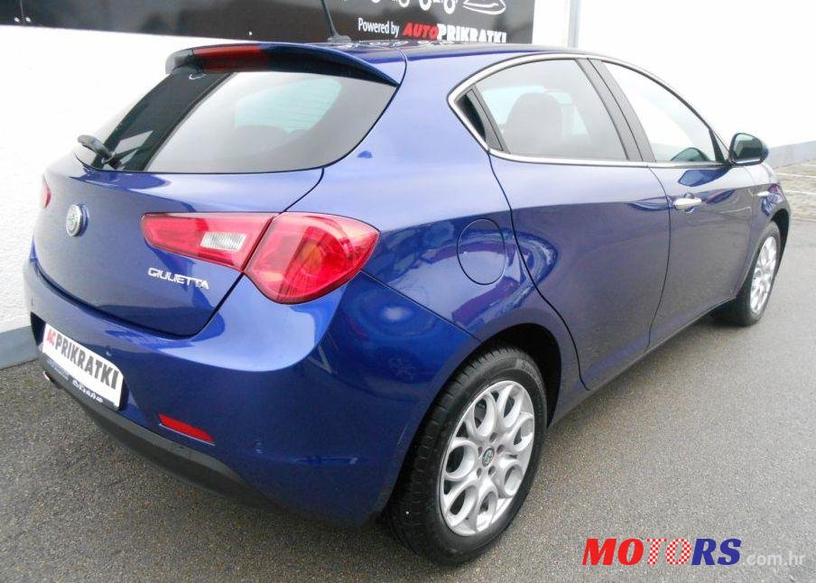 2016' Alfa Romeo Giulietta photo #2