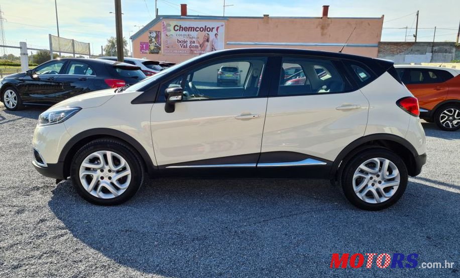 2016' Renault Captur Dci 90 photo #1