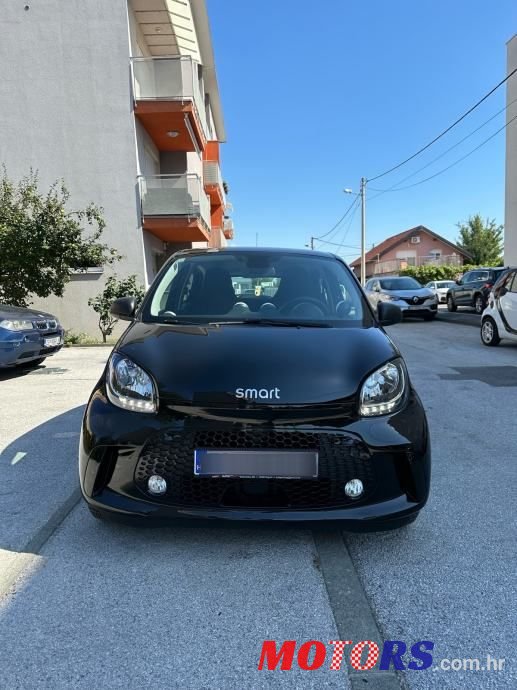 2020' Smart Forfour Smart Eq photo #2