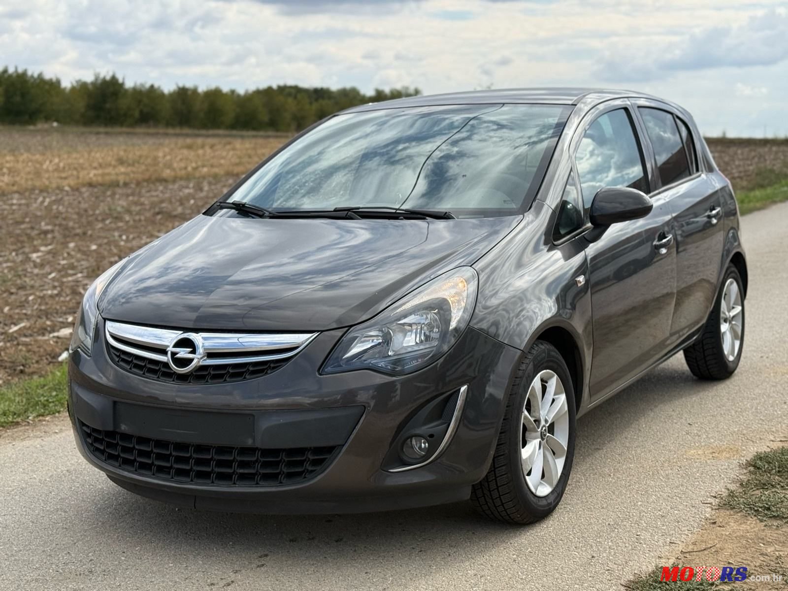 2014' Opel Corsa 1,3 Cdti photo #1