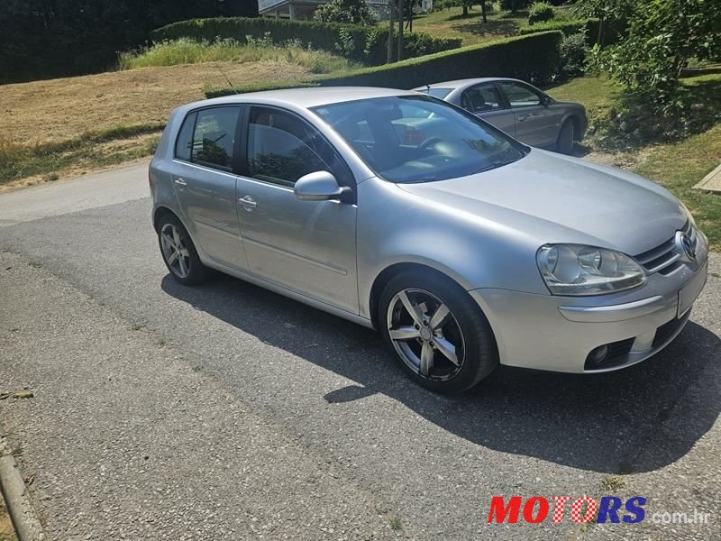 2006' Volkswagen Golf V 1,9 Tdi photo #2