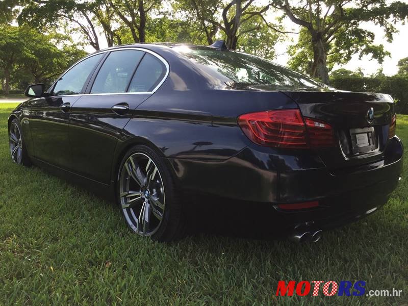 2015' BMW 5 Series photo #2