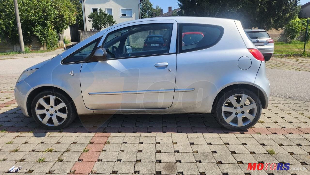 2006' Mitsubishi Colt 1,1 photo #6