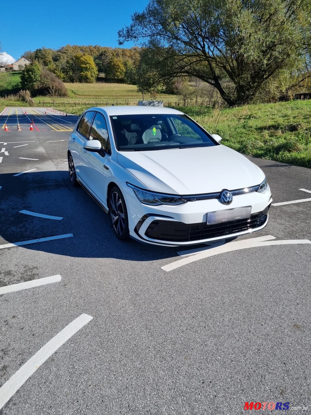 2021' Volkswagen Golf VIII 1,5 Tsi photo #2