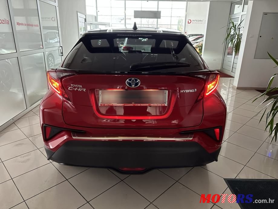 2021' Toyota C-HR 1,8 photo #5