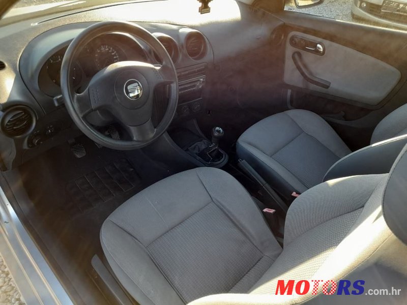 2003' SEAT Ibiza 1,4 16V photo #4