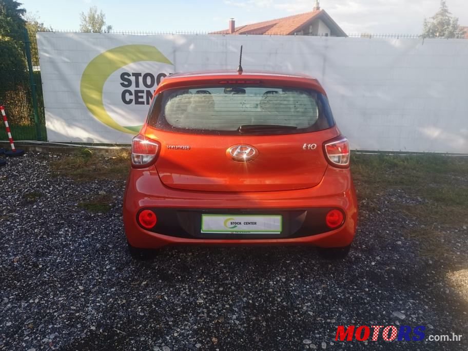 2017' Hyundai i10 1.0 photo #4