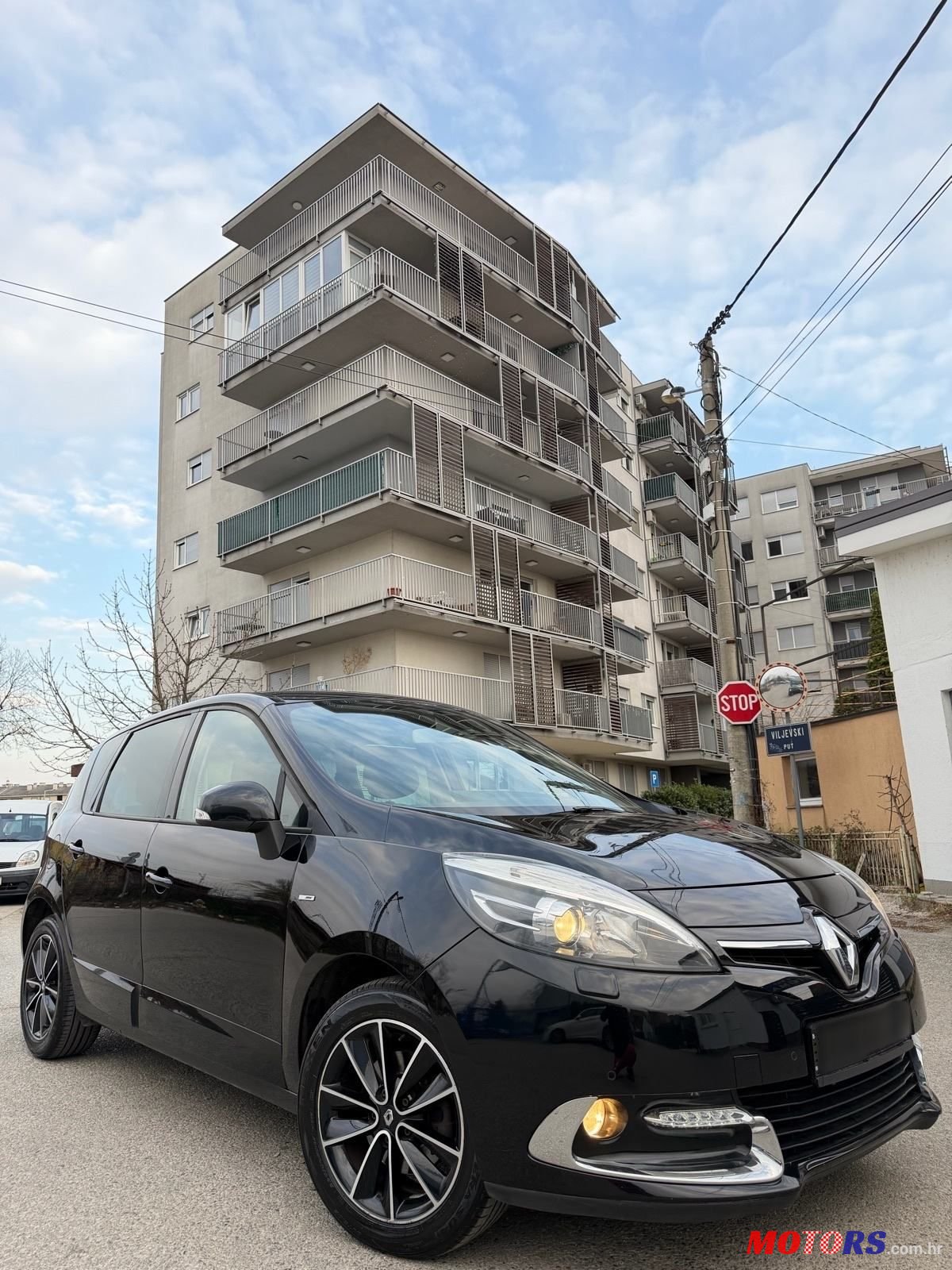 2013' Renault Scenic 1,5 Dci photo #1