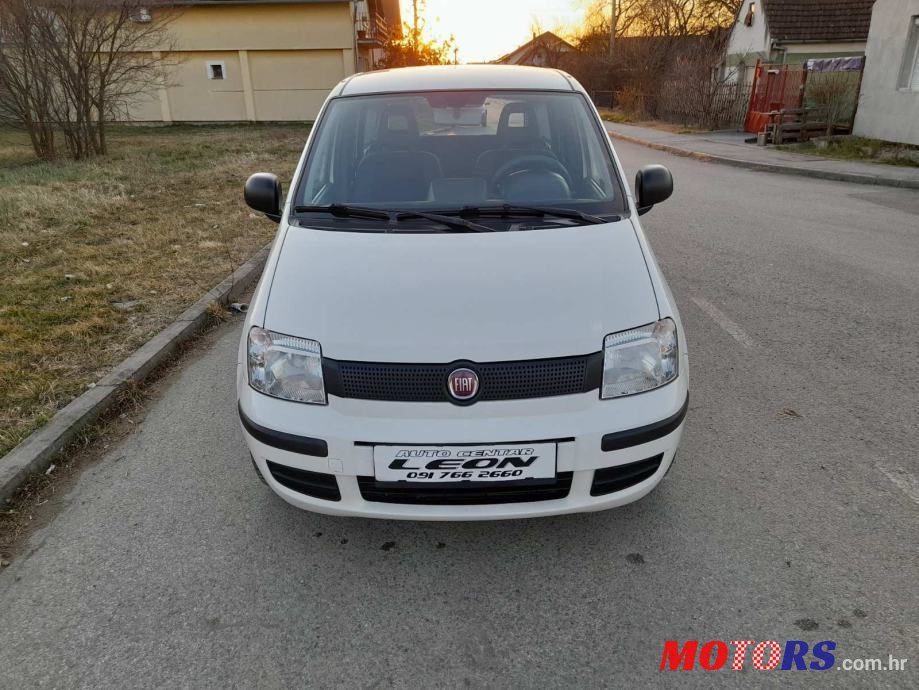 2010' Fiat Panda 1,2 photo #2