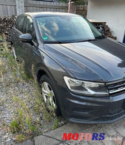 2016' Volkswagen Tiguan 2,0 Tdi Bmt photo #2