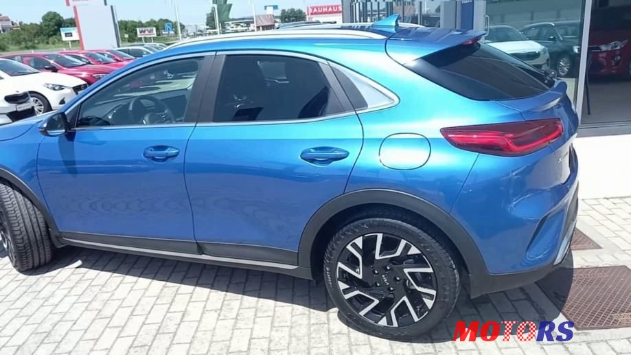 2023' Kia XCeed photo #6