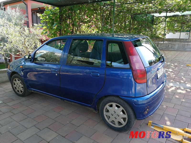 1999' Fiat Punto photo #1