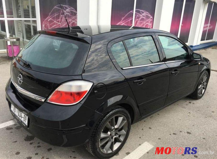 2006' Opel Astra 1,7 Cdti Sport photo #2