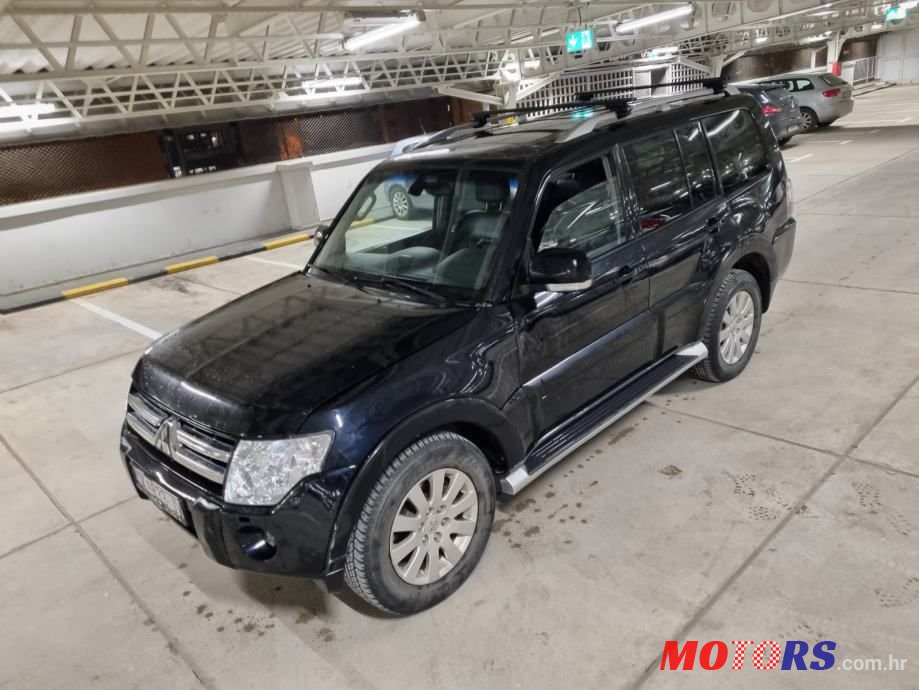 2008' Mitsubishi Pajero 3,2 Did photo #2