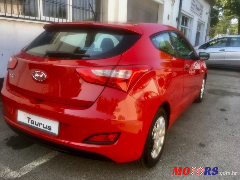 2013' Hyundai i30 1,6 Crdi photo #3