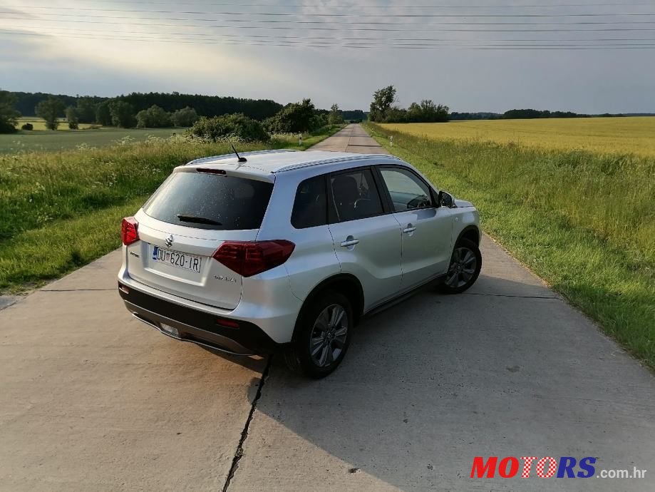 2018' Suzuki Vitara 1,0 photo #2
