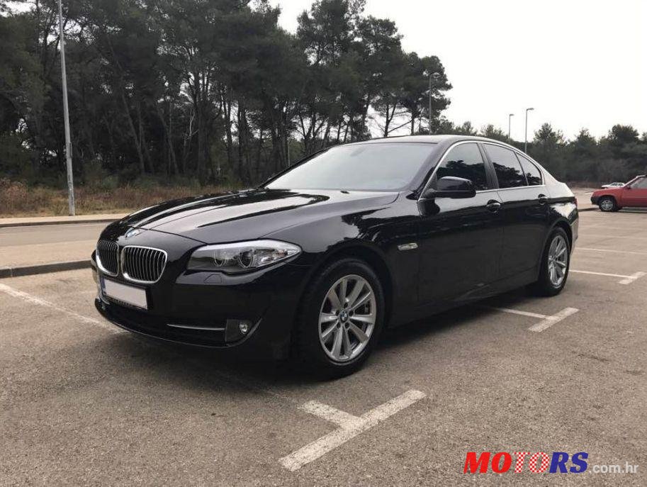 2013' BMW 5 Series 520D photo #4