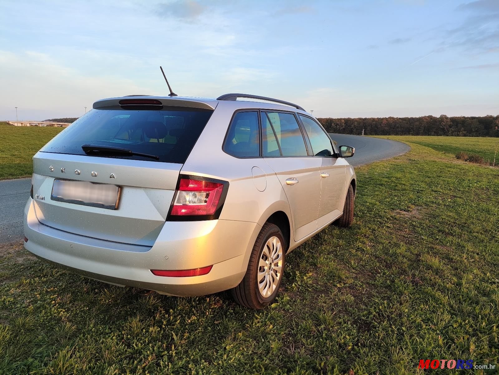 2020' Skoda Fabia Combi photo #6