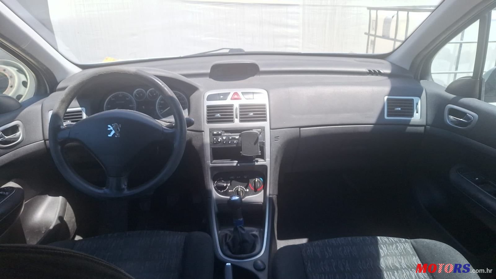 2002' Peugeot 307 2,0 Hdi photo #6