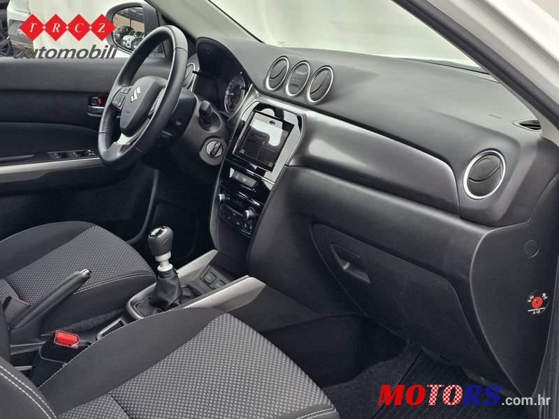 2024' Suzuki Vitara photo #6