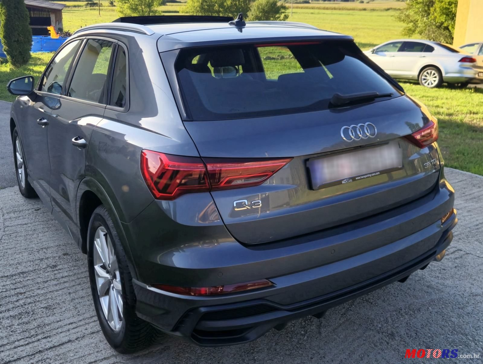2019' Audi Q3 35 Tdi photo #6