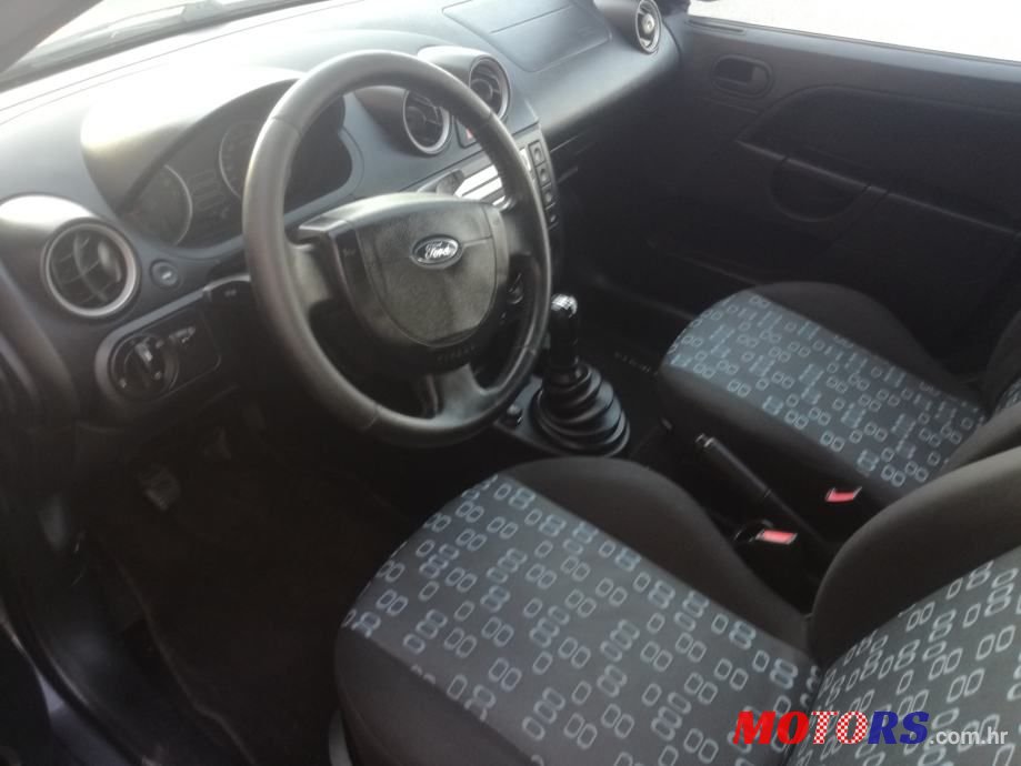 2005' Ford Fiesta 1,6 photo #2