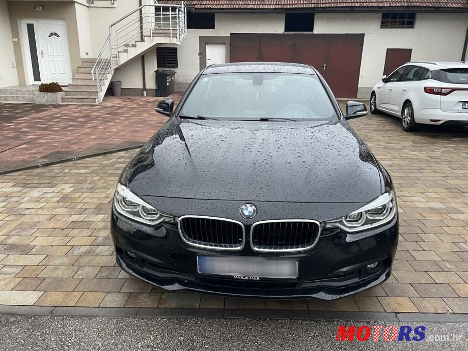 2017' BMW Serija 3 318D photo #2
