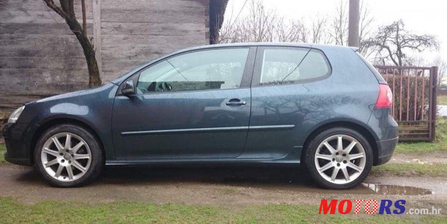 2005' Volkswagen Golf V 1,9 Tdi photo #1