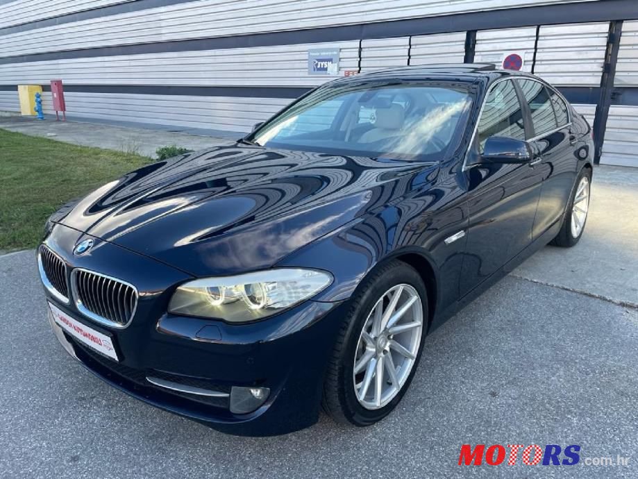 2010' BMW Serija 5 520D photo #1