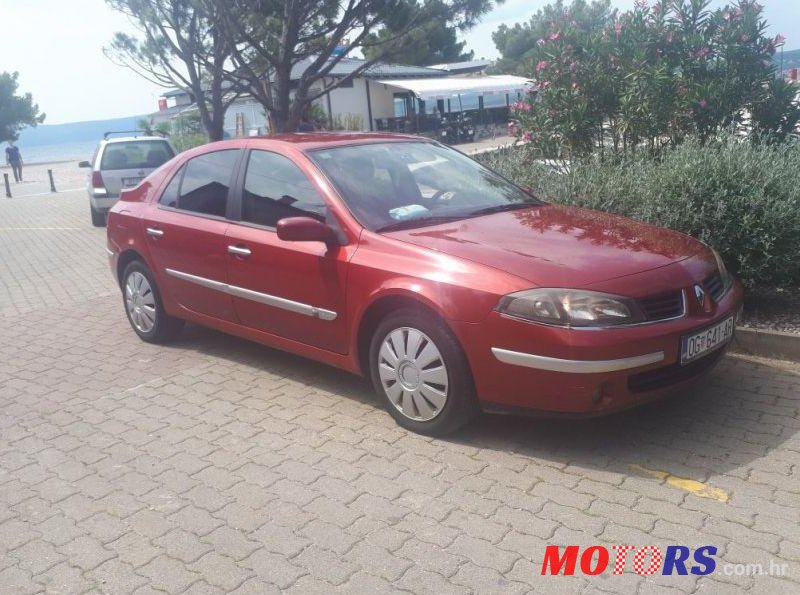 2005' Renault Laguna 1,9 Dci photo #2