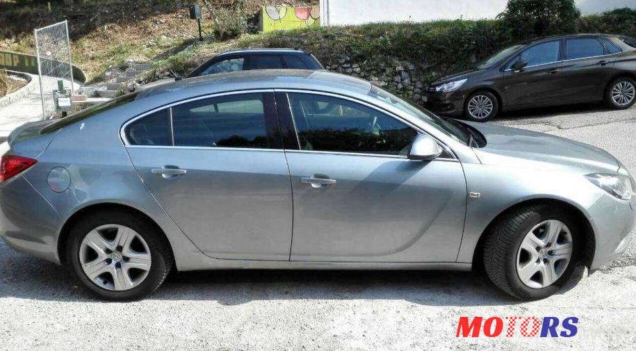2011' Opel Insignia 2,0 Cdti photo #1