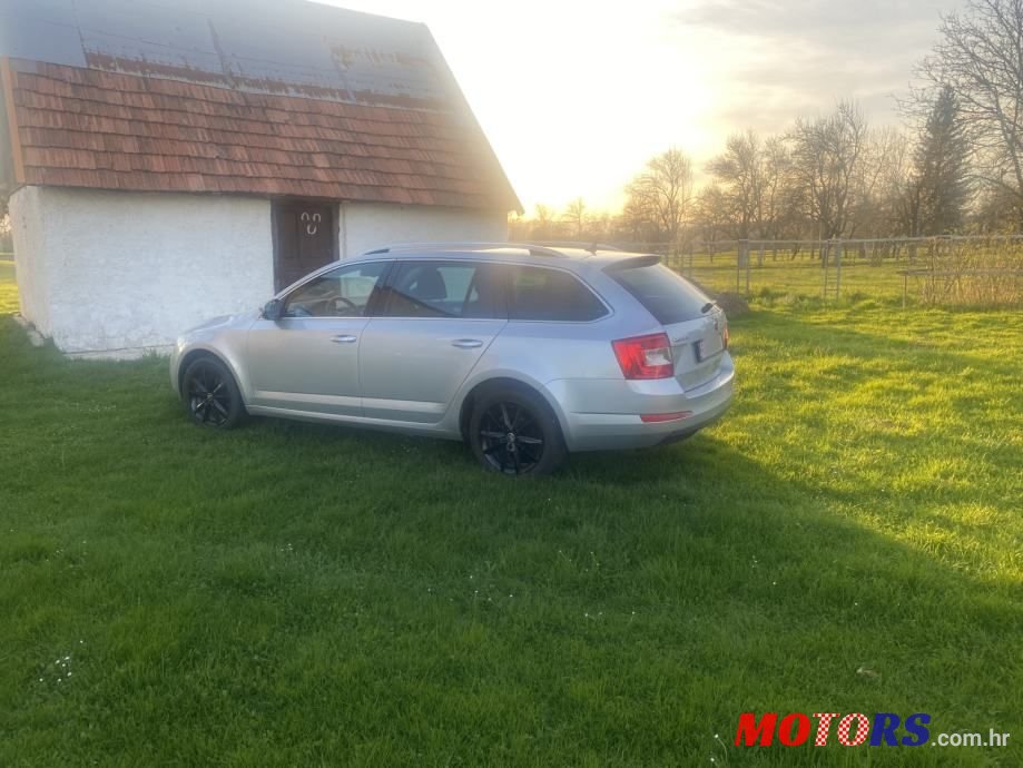 2015' Skoda Octavia Combi photo #3