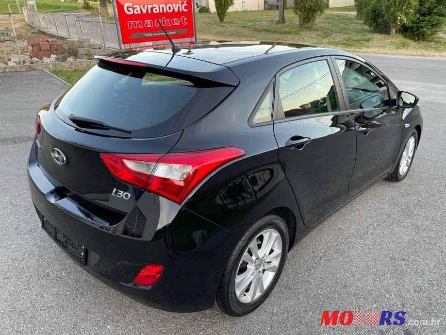 2015' Hyundai I30 1,6 Crdi Isg photo #3