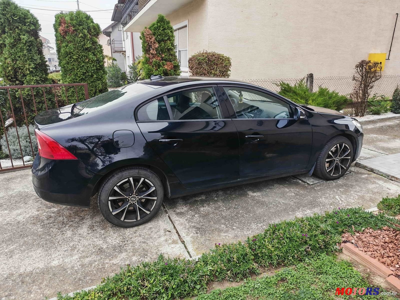 2012' Volvo S60 Drive photo #1