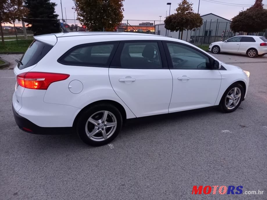 2017' Ford Focus Karavan photo #5