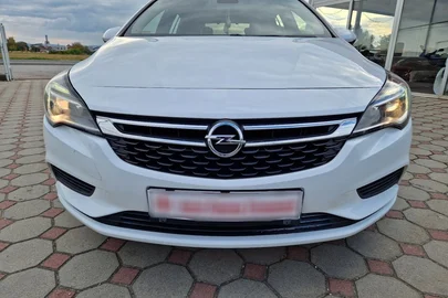 2018' Opel Astra Karavan