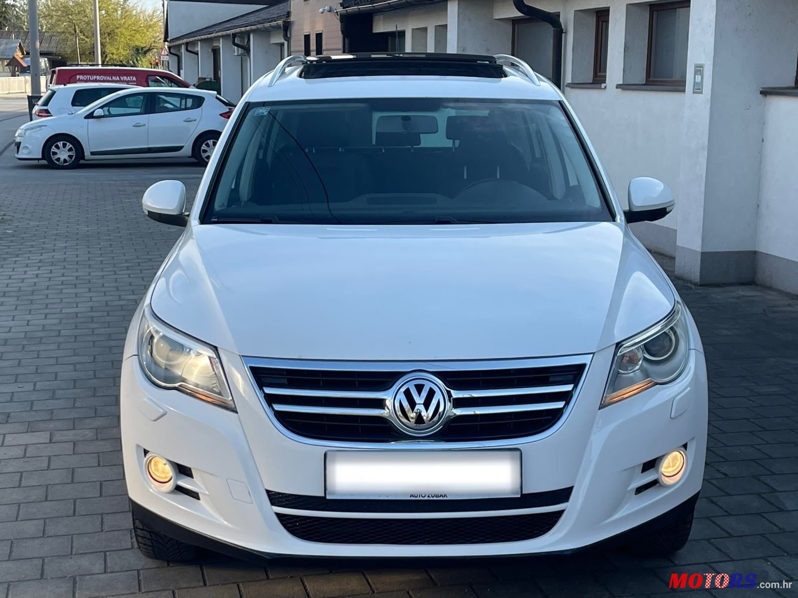 2008' Volkswagen Tiguan 2,0 Tdi photo #2