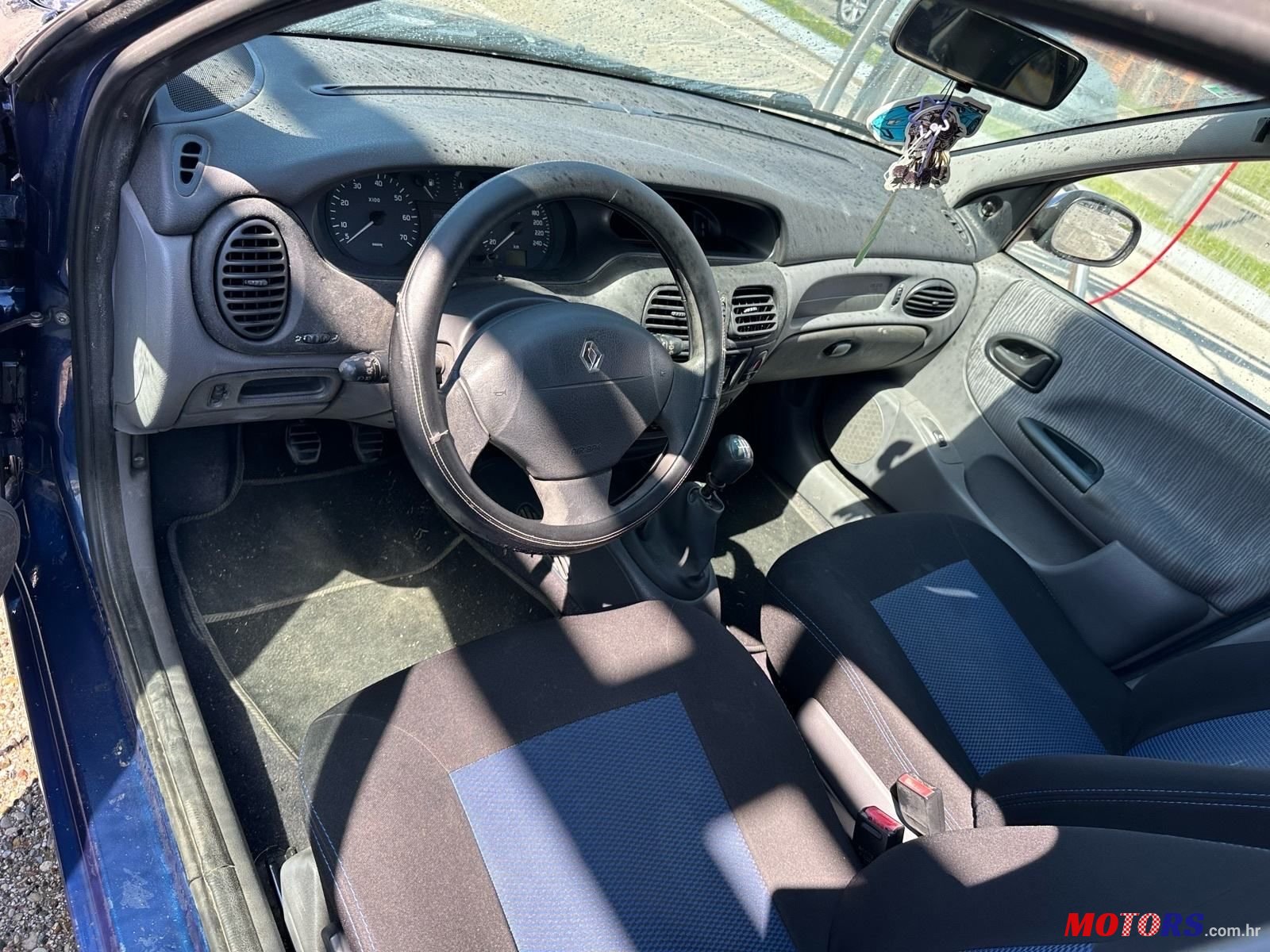 2001' Renault Megane Classic 1,6 16V photo #6