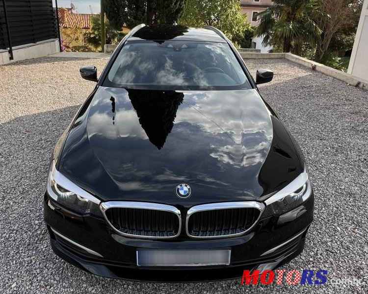 2019' BMW Serija 5 520D Touring photo #5