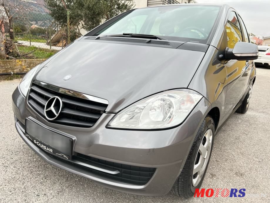 2012' Mercedes-Benz A-Klasa photo #3